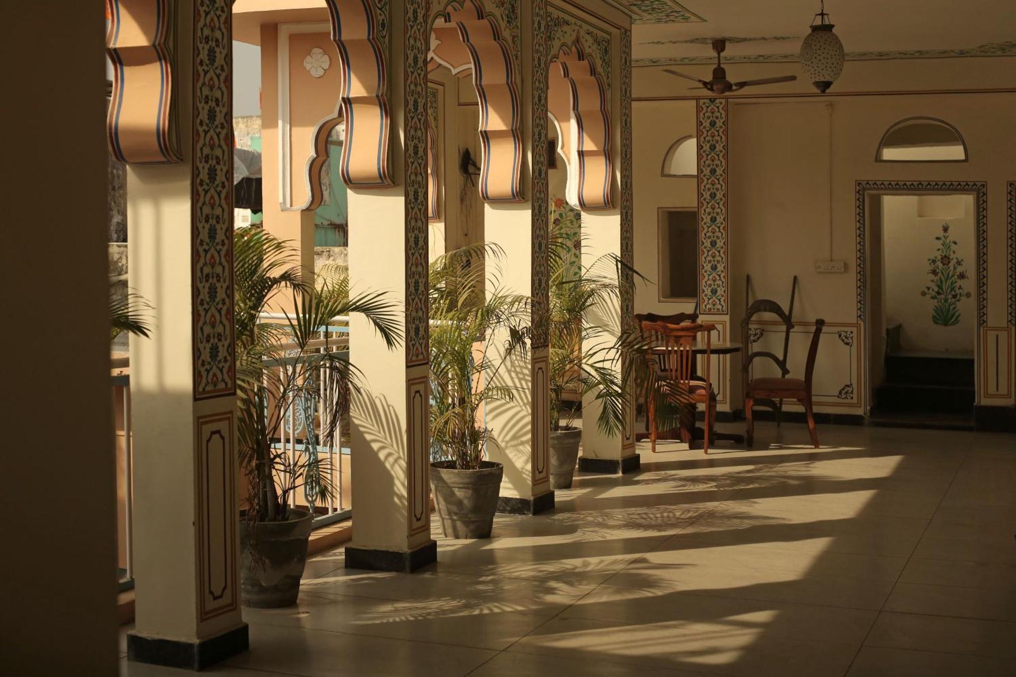 Kothipushkar Bed & Breakfast Luaran gambar