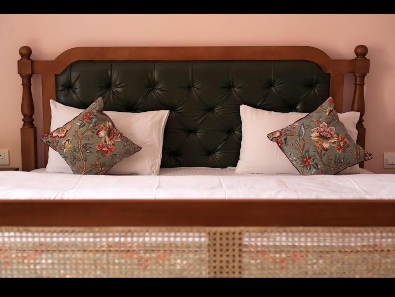Kothipushkar Bed & Breakfast Luaran gambar